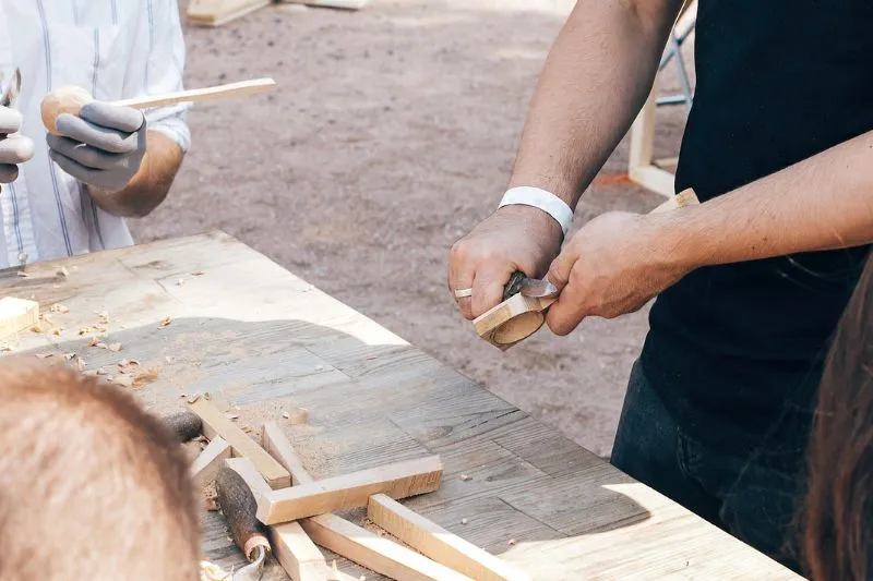 birch spoon carving